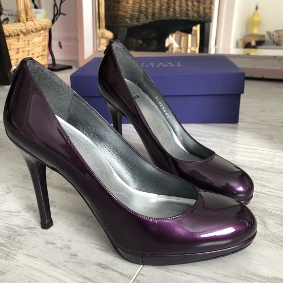 Stuart Weitzman Logoswoon Patent Leather Pump - Picture 2 of 8